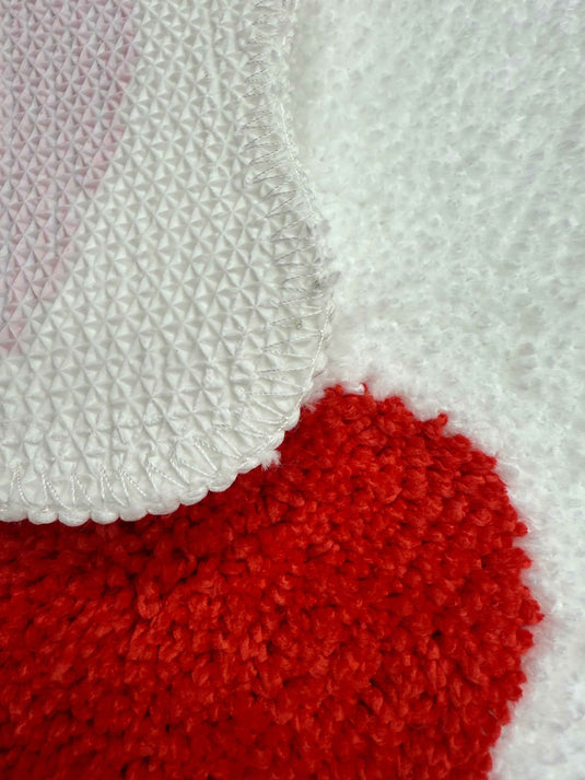Heart pattern plush floor mat