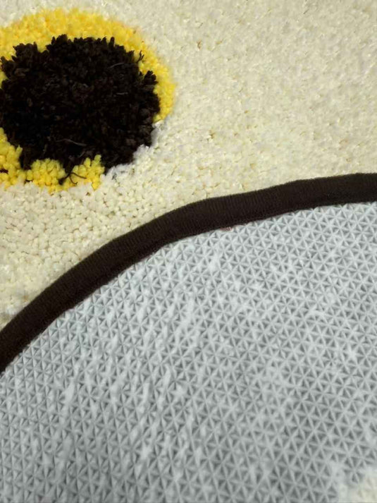Cute Cat - shaped Flocking Carpet