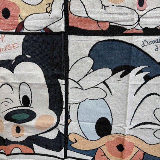 "Good Friends" Disney Woven Tapestry | Mickey, Minnie, - Fucolina