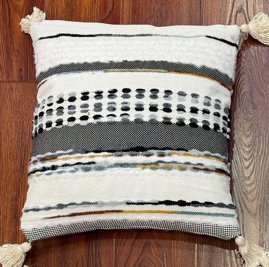 Handwoven Patchwork Tassel Cushion (YS5026-1) - Fucolina