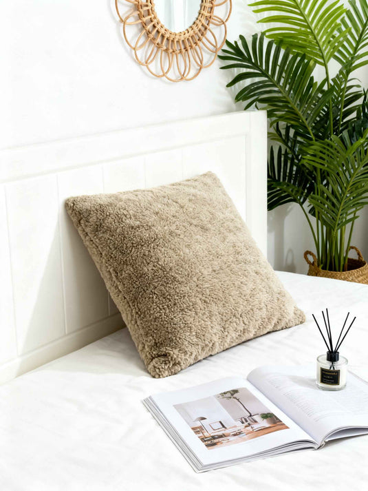 Warm Beige Shearling Throw Pillow - Fucolina