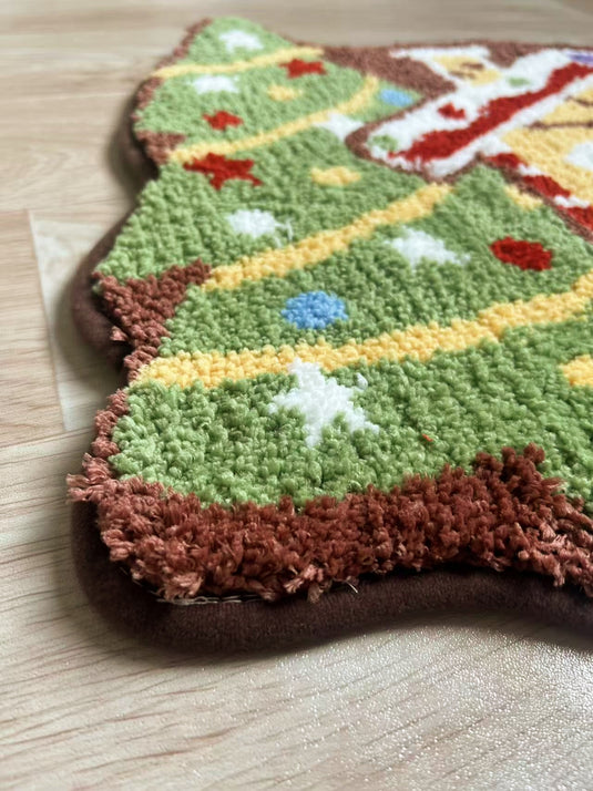 Christmas Themed Plush Rug with Gingerbread Man and Tree Design - Fucolina