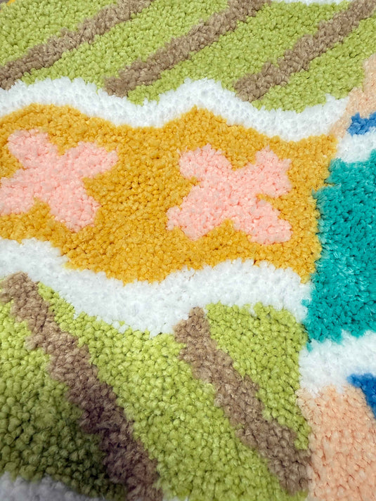 Childlike Egg-shaped Flocked Carpet