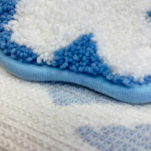 Snowflake Shaped Tufted Rug | Winter & Holiday Accent Floor Mat - Fucolina