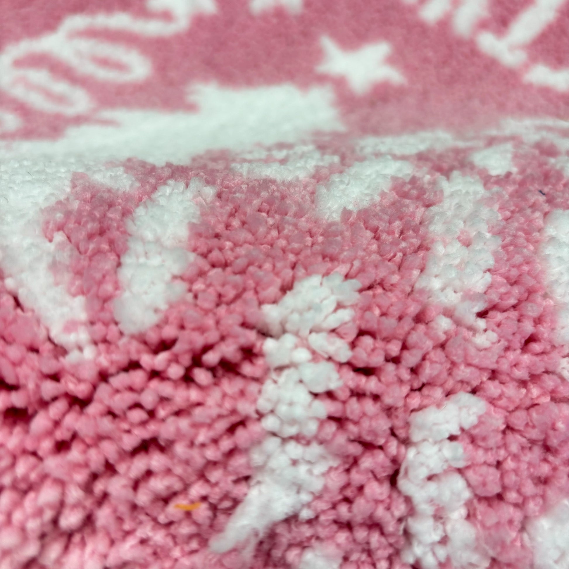 Pink "Merry Christmas" Tufted Rug | Danish Pastel Holiday Accent Mat - Fucolina