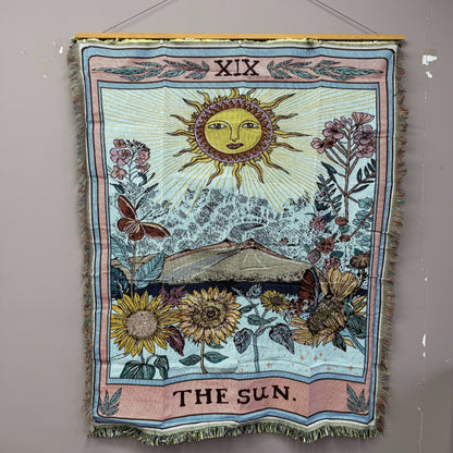 "The Sun" Tarot Card Woven Tapestry | Celestial Mystical Boho Wall Hanging - Fucolina