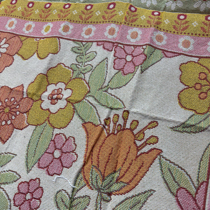 Retro 70s Floral Woven Blanket | Vintage Flower Power Tapestry Wall Hanging - Fucolina
