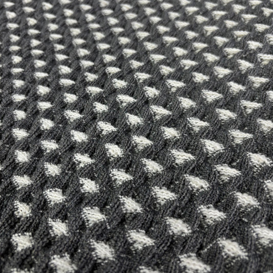 Minimalist Geometric Woven Accent Mat | Nordic Style Placemat or Small Doormat - Fucolina