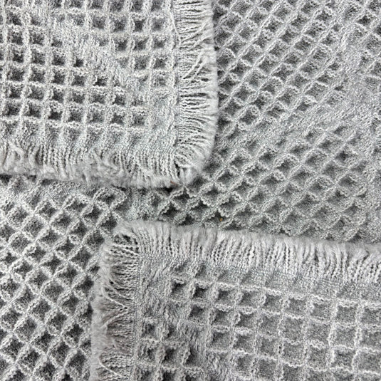 Light Grey Diamond Waffle Weave Mat | Dining Room, Bedroom, Bathroom Floor Mat - Fucolina