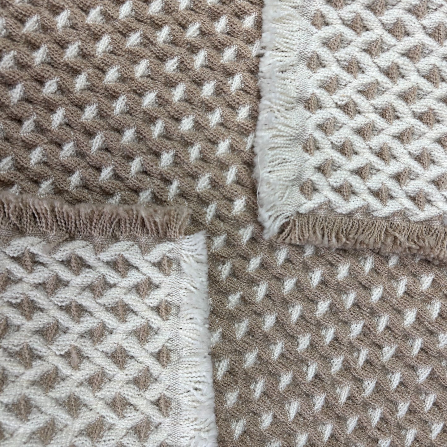 Brown & White Geometric Woven Mat | Farmhouse Accent Placemat or Doormat - Fucolina