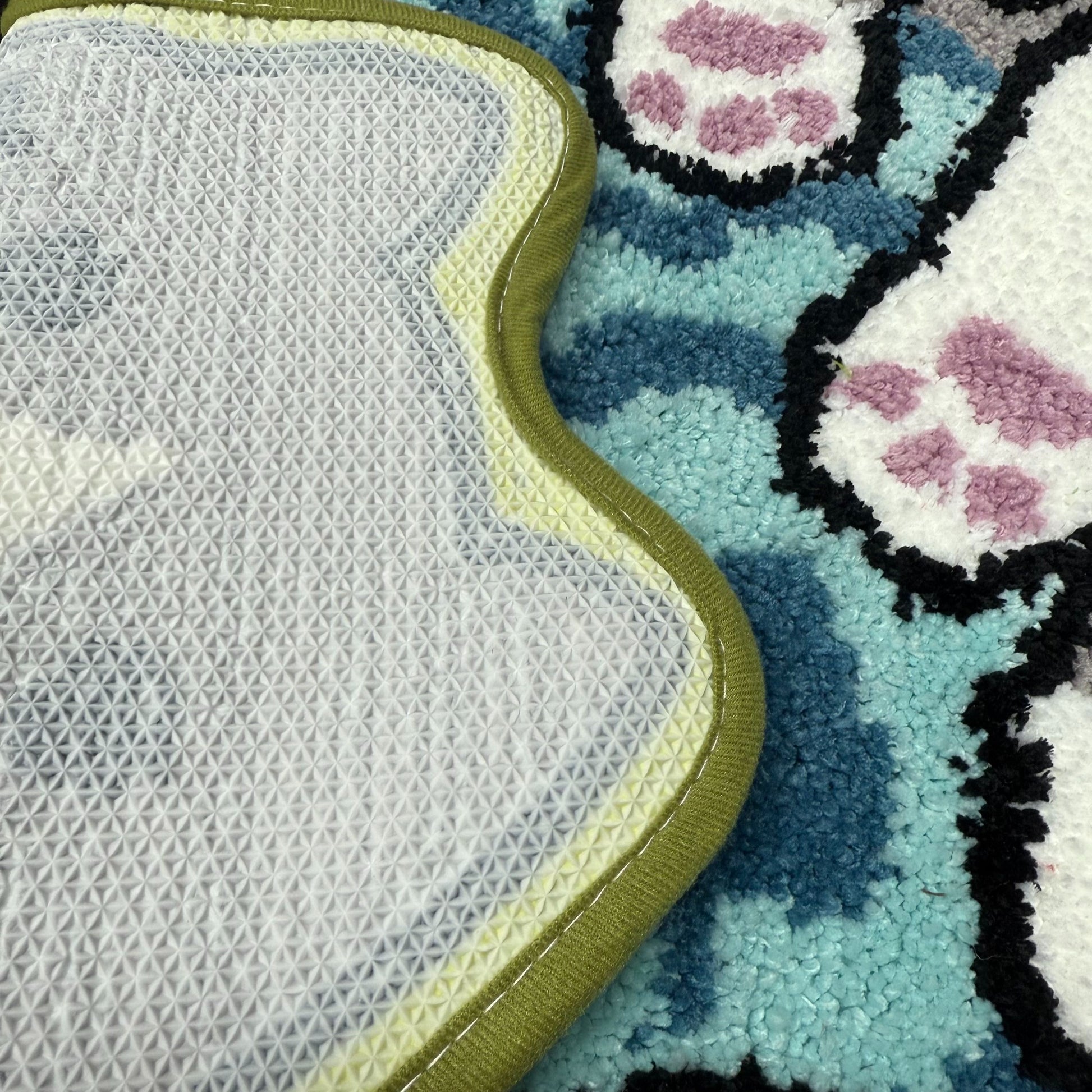 Cute Cat with Fish Tufted Rug | Kawaii Feline Accent Mat for Kids Room - Fucolina