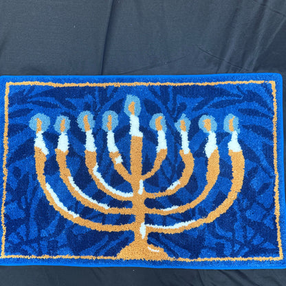 Menorah Tufted Rug | Hanukkah Themed Decor Mat | Festival Accent Rug - Fucolina