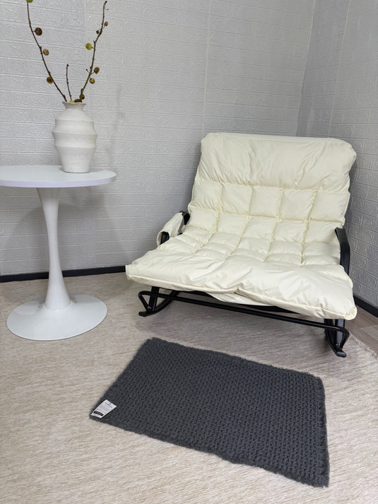 Textured Dark Grey Rectangular Mat with Chunky Knit Pattern - Fucolina