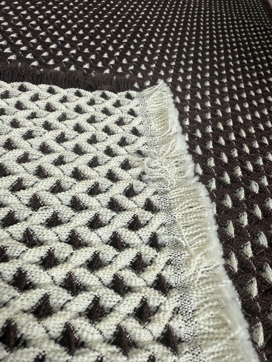 Dark Brown Textured Prayer Rug with Geometric Dot Pattern and Fringe - Fucolina