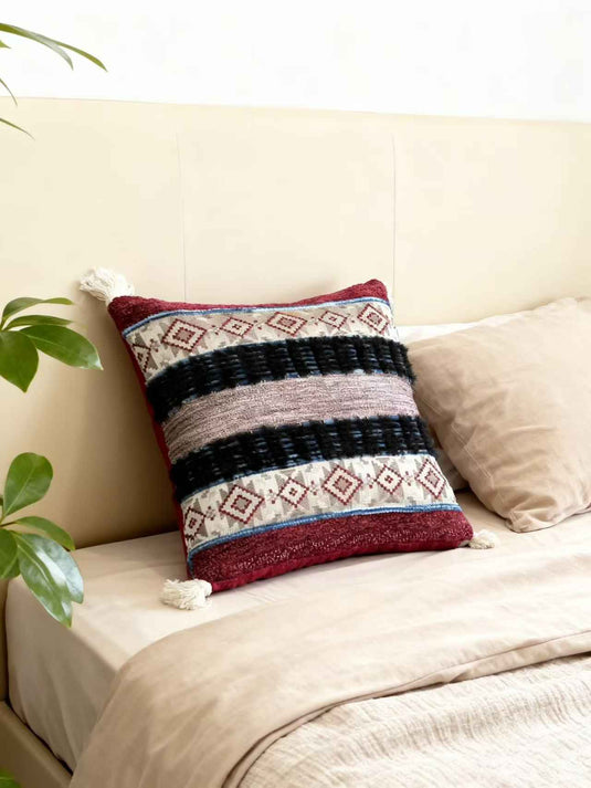 Ethnic - style Geometric - patterned Tassel Jacquard Throw Pillow - Fucolina