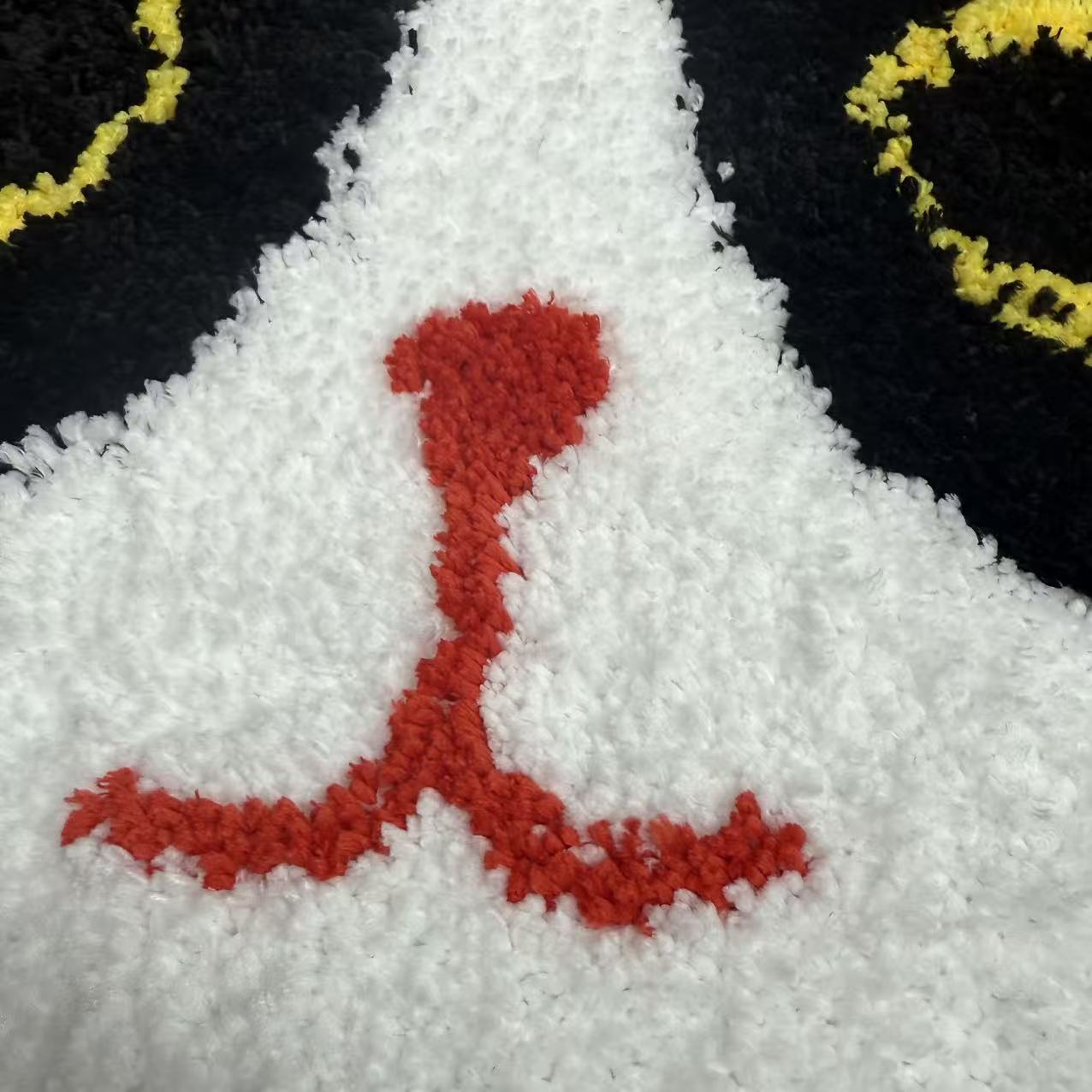Cute Cat Shaped Tufted Rug | Cartoon Cat Head Mat | Fun & Unique Accent Rug - Fucolina