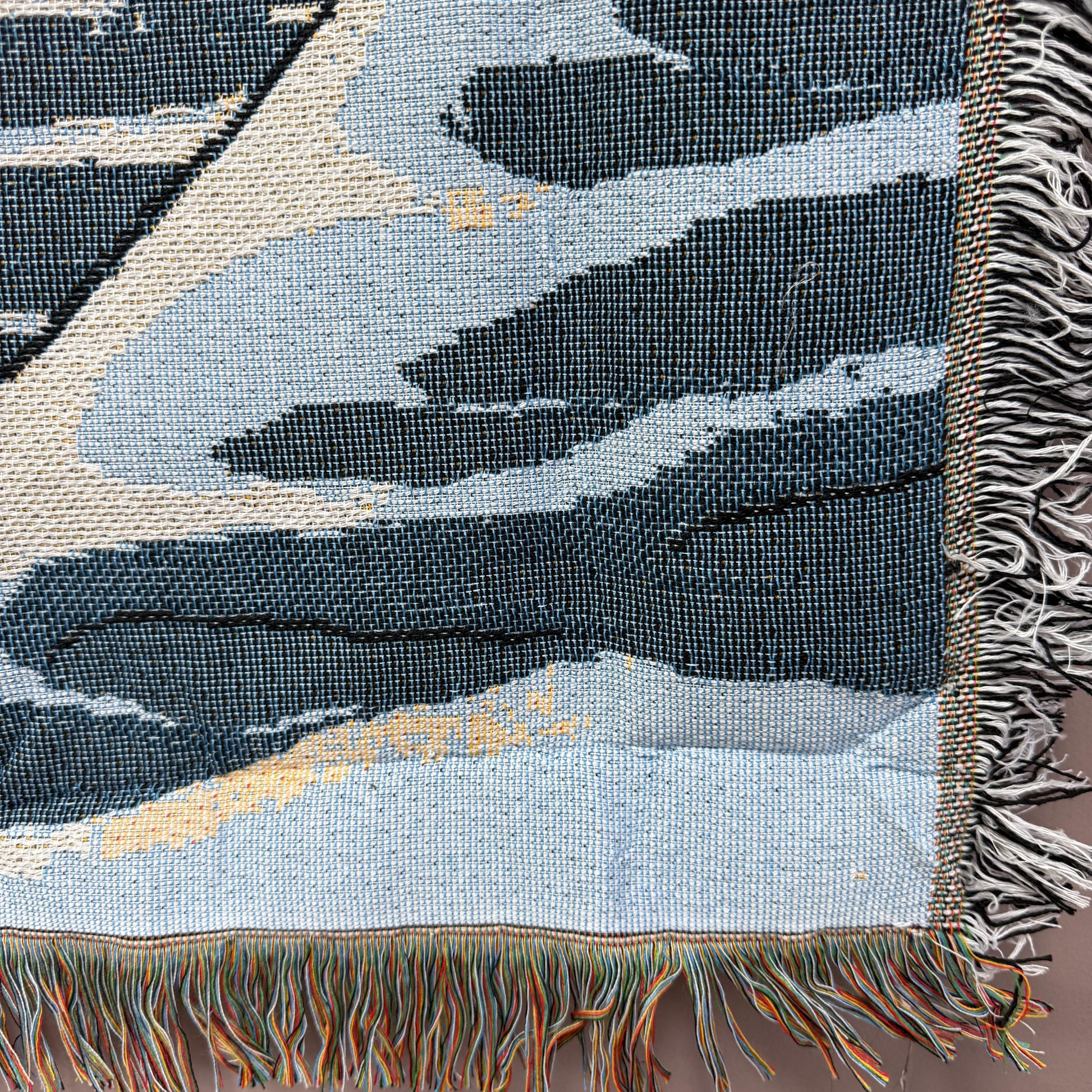"The Great Wave off Kanagawa" Woven Tapestry | Hokusai Japanese Art Blanket - Fucolina
