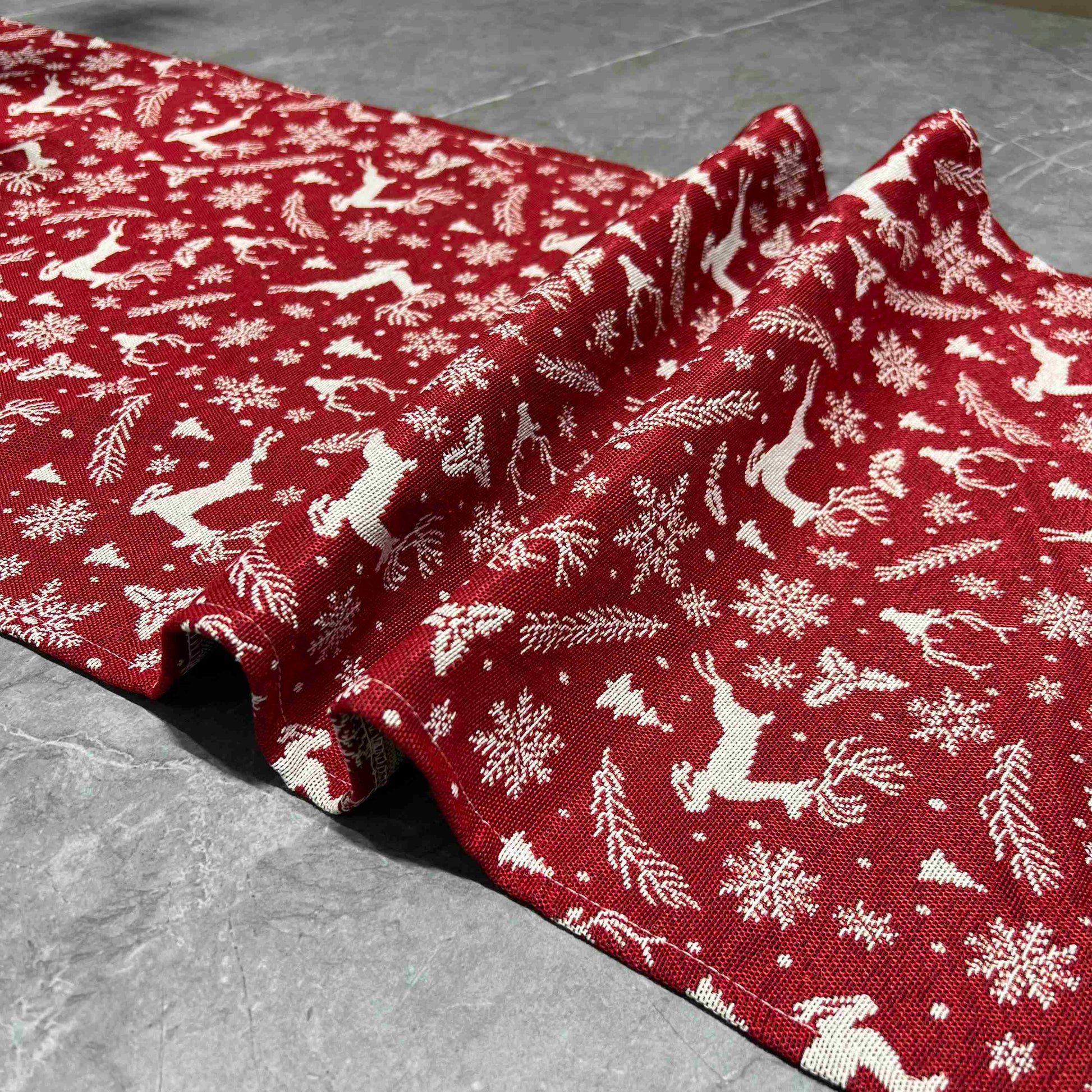 Christmas Table Runner (Reindeer) - Fucolina