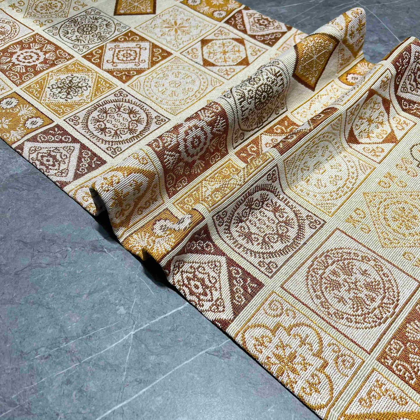 Geometric Table Runner (Golden Squares) - Fucolina