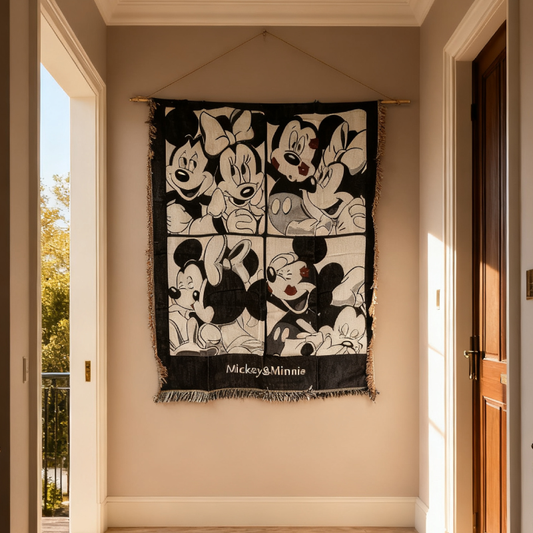 Mickey & Minnie Comic Panel Woven Tapestry | Vintage Disney Pop Art Blanket - Fucolina