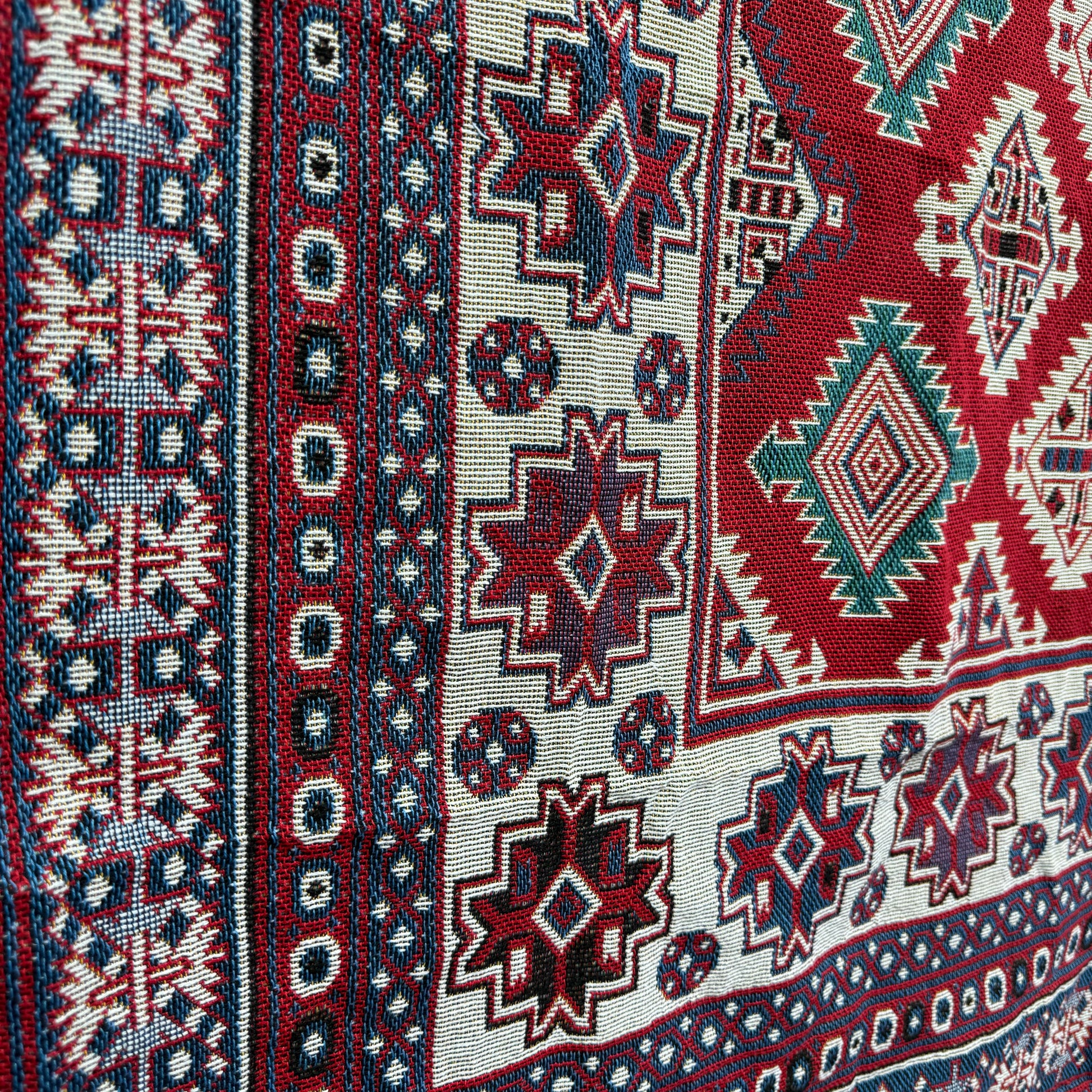 Bohemian Geometric Woven Tapestry Blanket | Kilim Style Tribal Wall Hanging - Fucolina