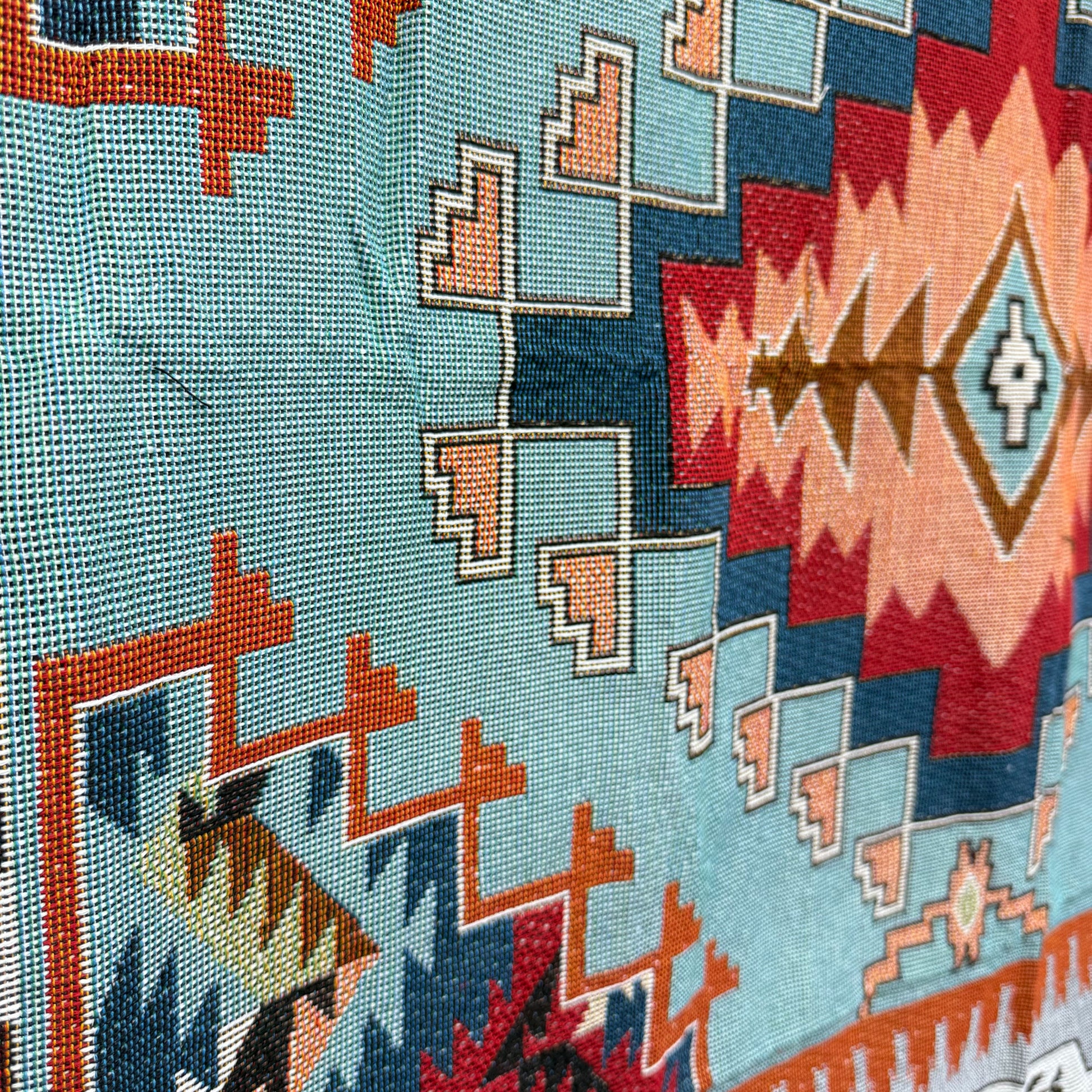 Vibrant Southwestern Aztec Woven Tapestry | Geometric Tribal Boho Blanket - Fucolina