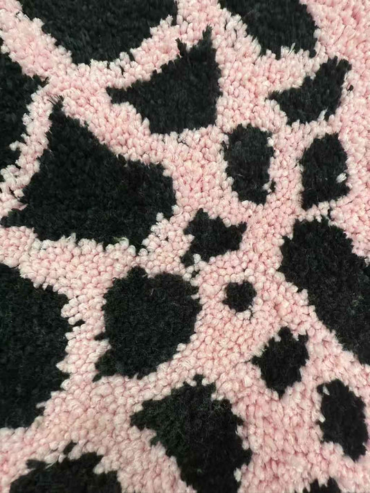 Dark Sweet and Cool Spider Web - shaped Flocking Carpet