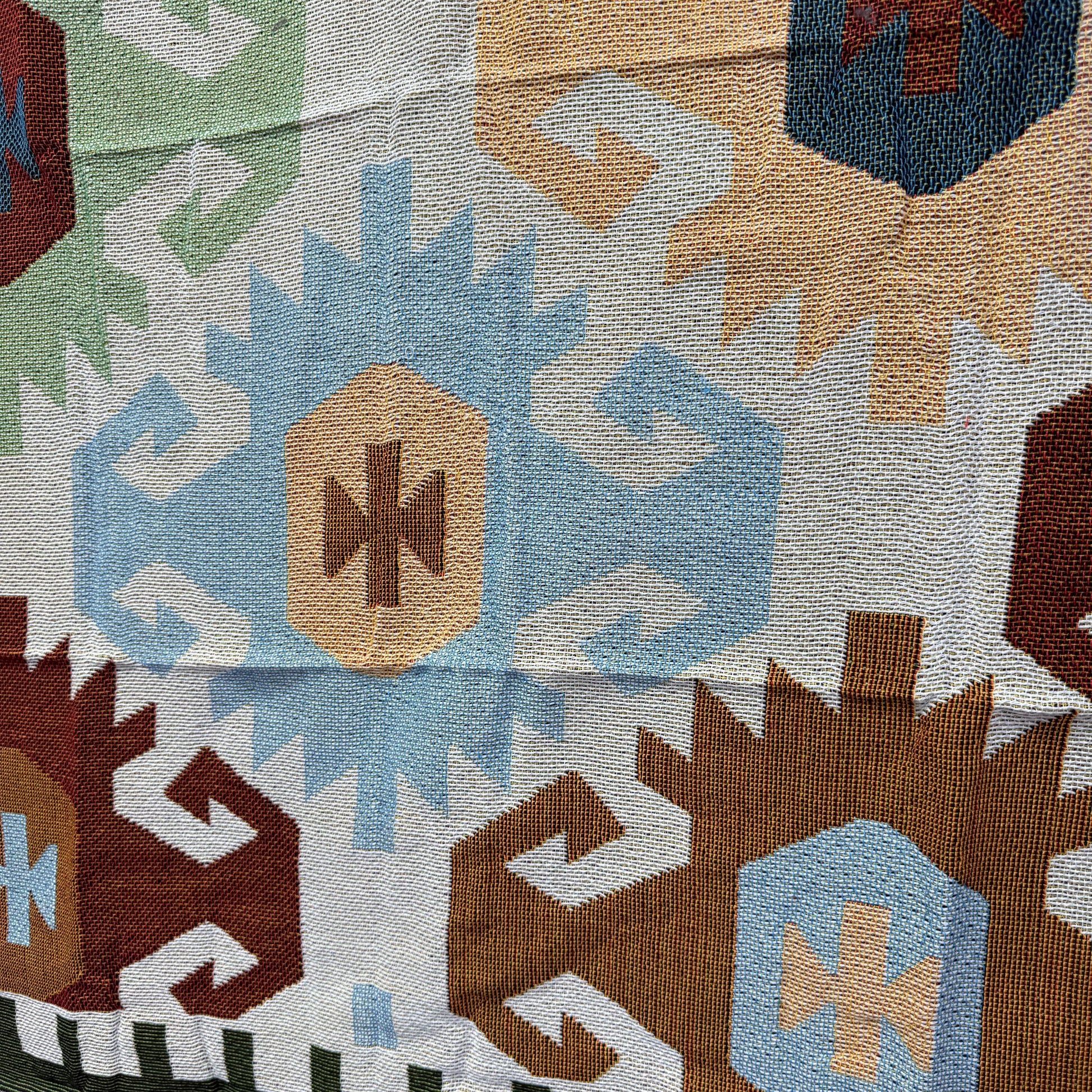 Kilim Style Geometric Patchwork Woven Blanket | Folk Art Farmhouse Tapestry - Fucolina