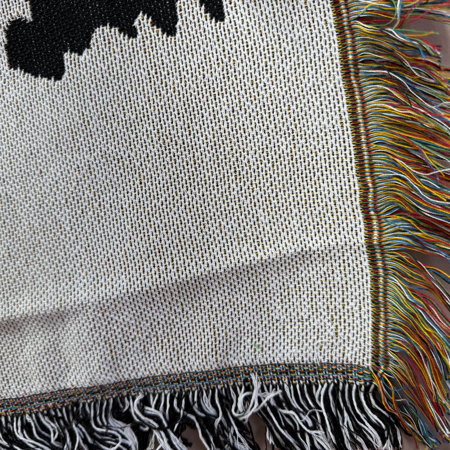 Spiral Alligator Woven Tapestry Blanket | Black & White Graphic Crocodile Art - Fucolina