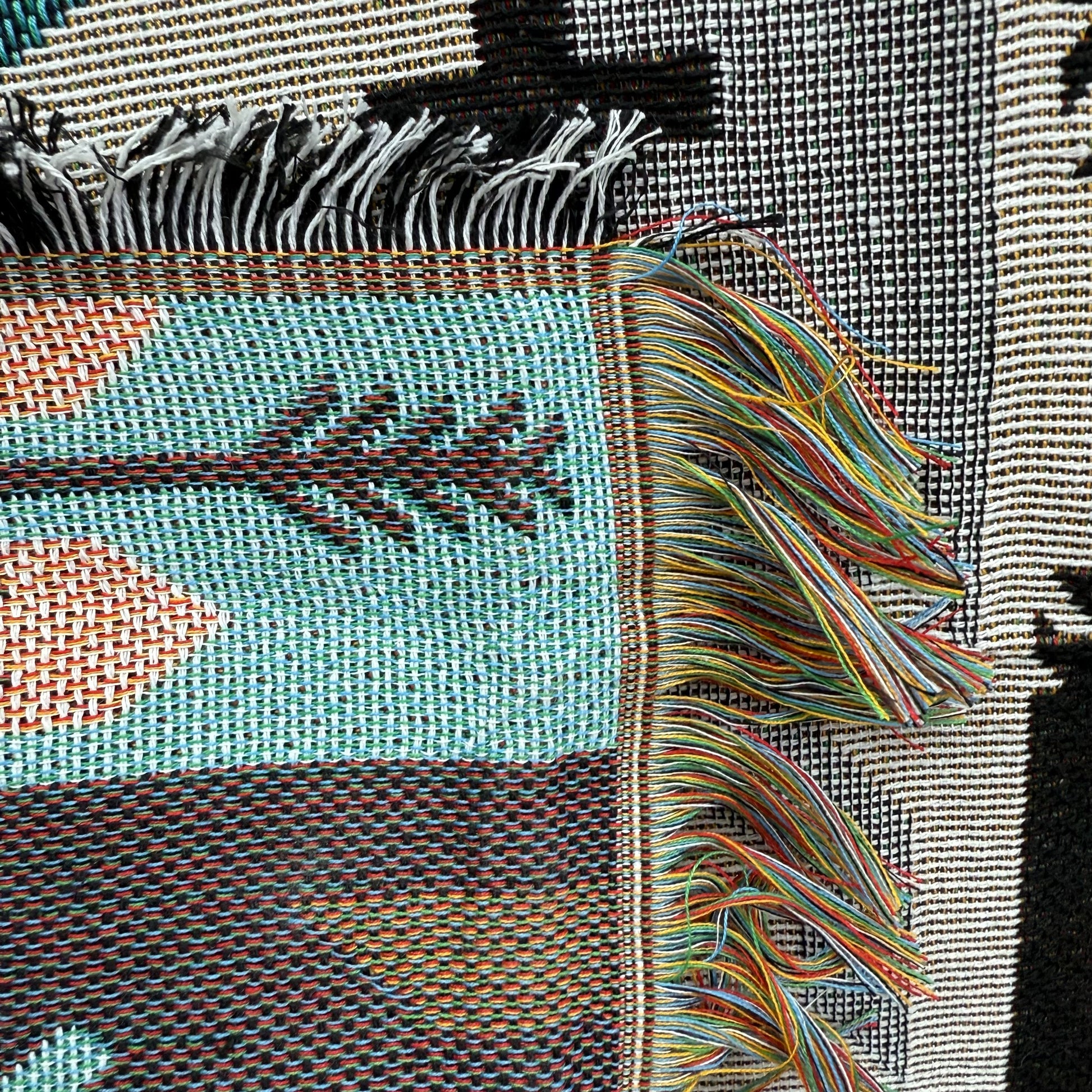 Southwestern Aztec Geometric Woven Tapestry | Tribal Boho Wall Hanging Blanket - Fucolina