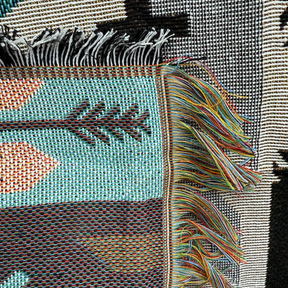 Southwestern Aztec Geometric Woven Tapestry | Tribal Boho Wall Hanging Blanket - Fucolina
