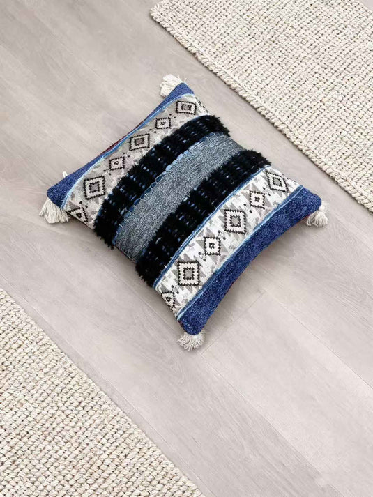 Ethnic geometric pattern tassel jacquard pillow (blue-gray) - Fucolina