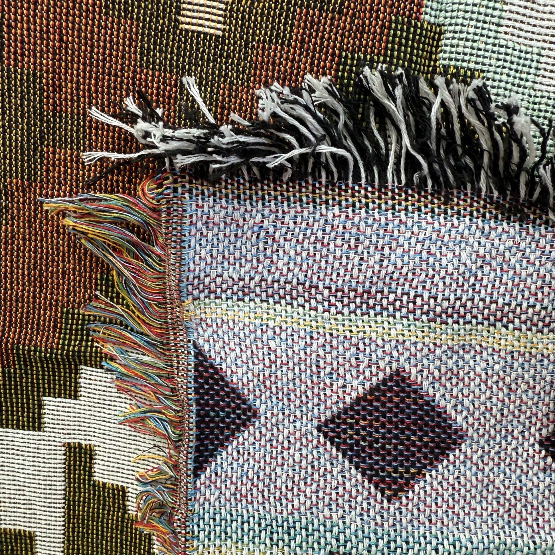 Earthy Geometric Woven Tapestry Blanket | Modern Farmhouse Boho Wall Decor - Fucolina
