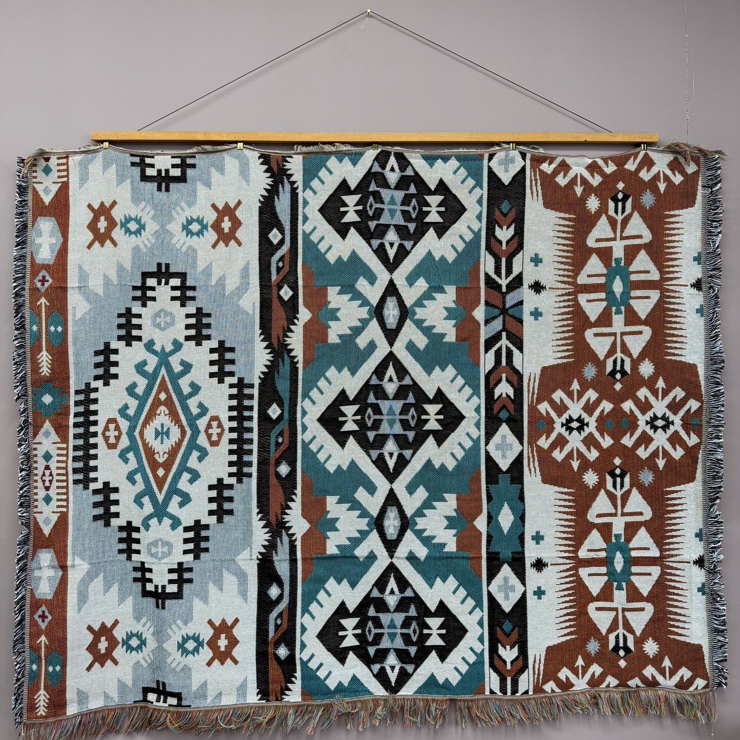 Southwestern Aztec Geometric Woven Tapestry | Tribal Boho Wall Hanging Blanket - Fucolina