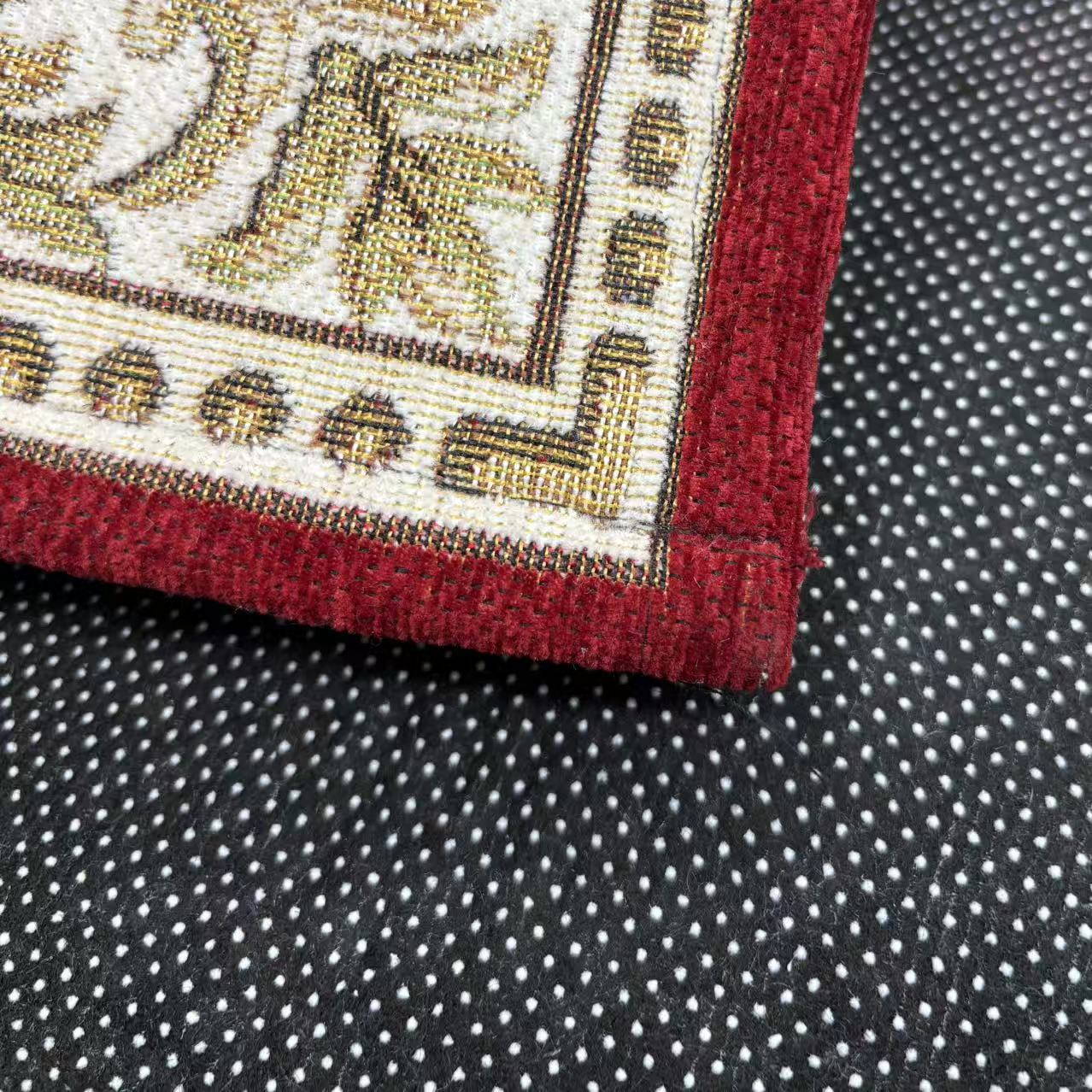【Exquisite Red Floral Square Rug】Elegant medallion pattern with pink blooms & gold trim. Perfect for living room or bedroom décor. Classic Persian-inspired luxury. - Fucolina
