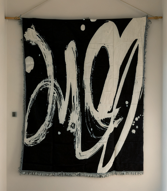 Abstract Brushstroke Calligraphy Jacquard Wall Tapestry | Black & White | OEM/ODM Low MOQ