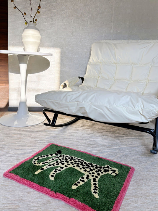 Leopard Print Rectangular Rug with Pink and Green Border - Fucolina
